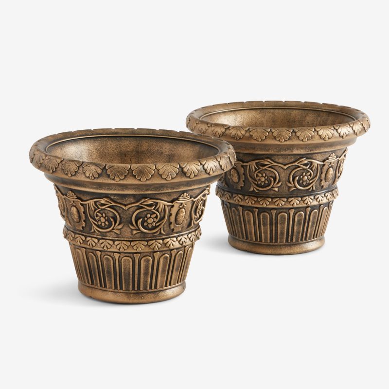 BrylaneHome Set Of 2 Large Romantic Planters