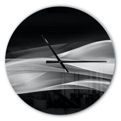 Designart Glittering Silver Pattern Modern Wall Clock