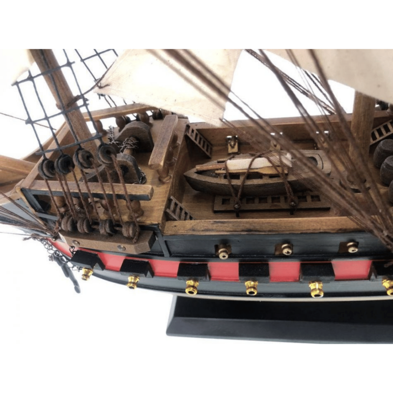 Handcrafted Model Ships Wooden Blackbeard's Queen Anne's Revenge White Sails Limited Model Pirate Ship 26"