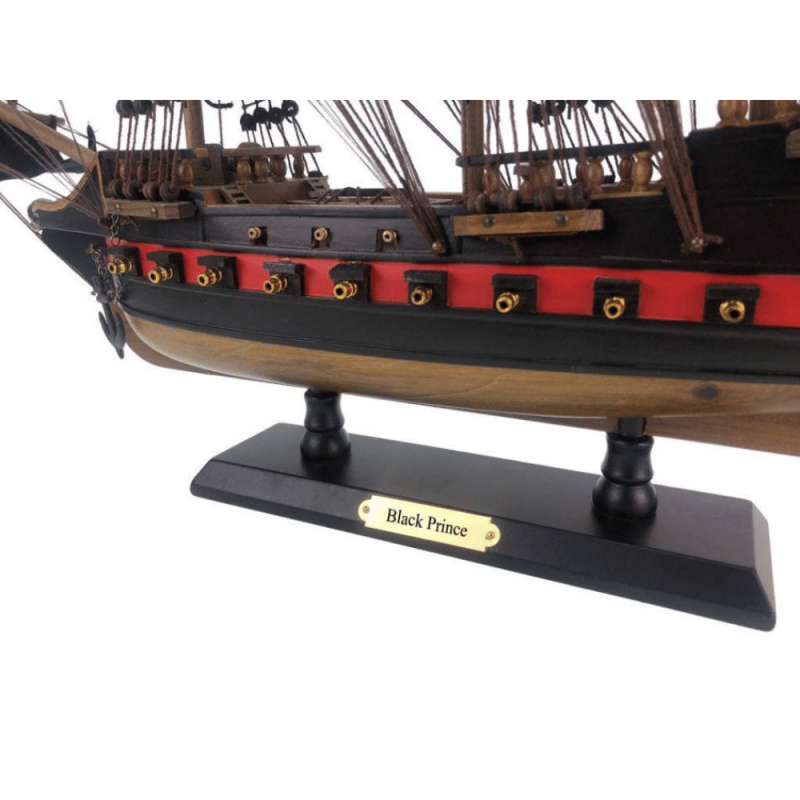 Handcrafted Model Ships Wooden Ben Franklin's Black Prince Black Sails Limited Model Pirate Ship 26"