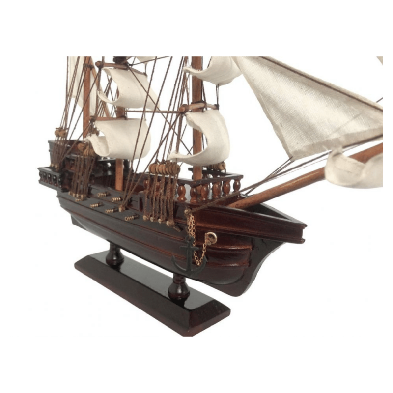 Handcrafted Model Ships Wooden Thomas Tew's Amity White Sails Pirate Ship Model 20"