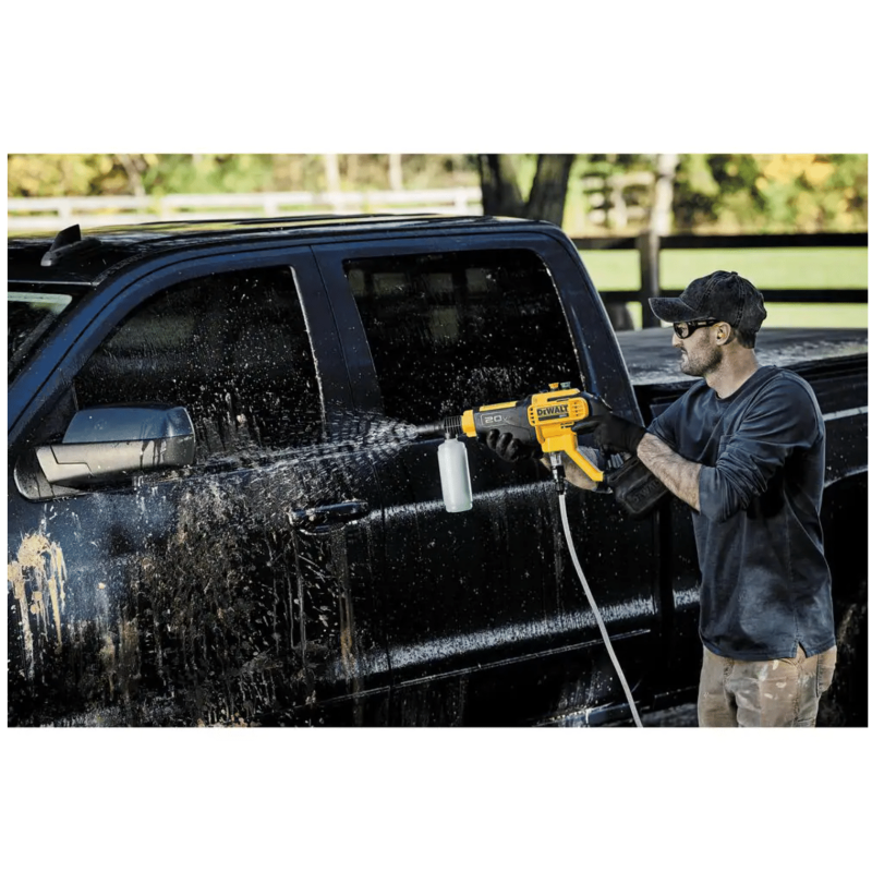 Dewalt 20V 550PSI, 1.0 GPM Cold Water Cordless Electric Power Cleaner with 4 Nozzles, Tool-Only (DCPW550B)
