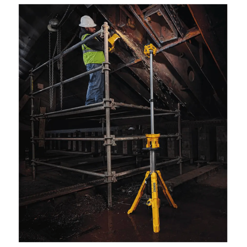 Dewalt 20-Volt Max 3000-Lumen Tripod Light with a 20-Volt Battery 5.0Ah & Charger (DCB205CKWDCL079B)