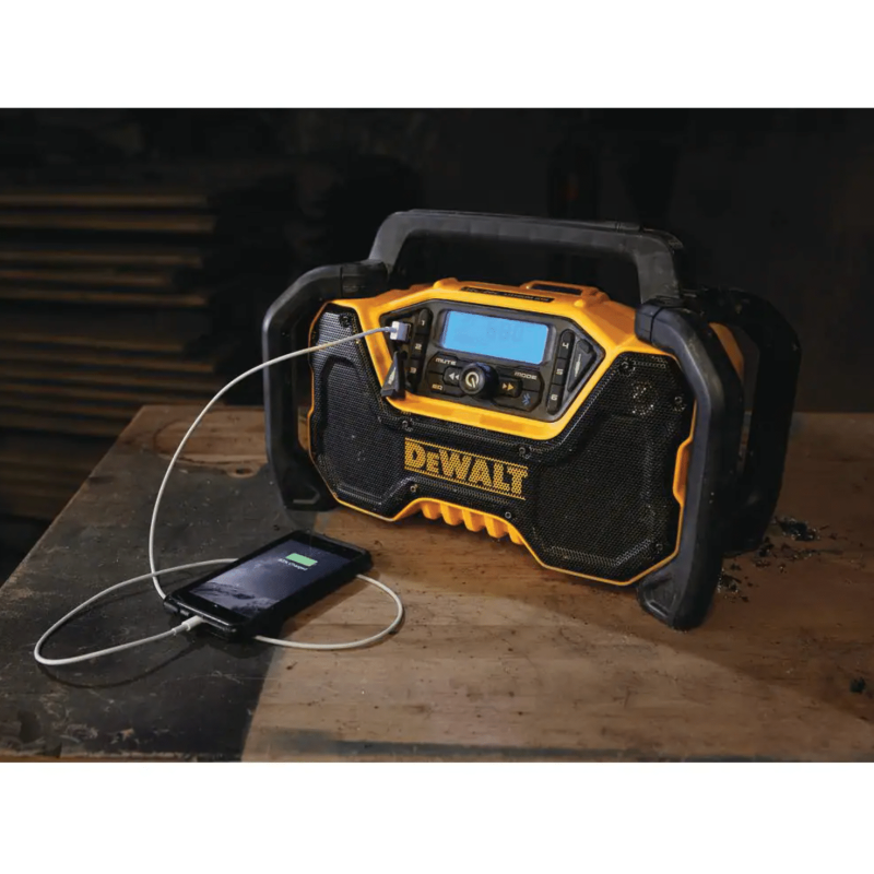 Dewalt DCR028B 20-Volt MAX Compact Bluetooth Radio (Tool Only)