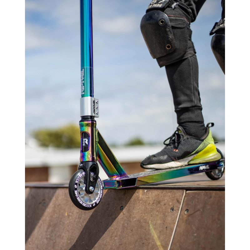 Hyper Bicycles Riprail Unisex Jet Fuel Scooter with Lightweight Alloy Deck