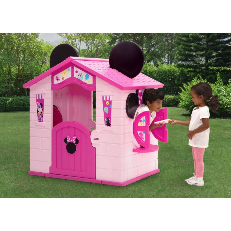 Delta Children Disney Minnie Mouse Plastic Indoor, Outdoor Playhouse with Easy Assembly